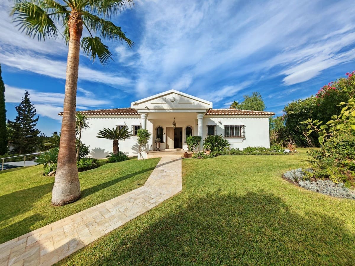 Chalet de 3 habitaciones en Mijas Costa en venta con piscina garaje - 1.600.000 € (Ref: 10085256)