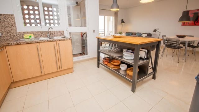 2 makuuhuone Huoneisto myytävänä paikassa La Duquesa / Puerto de la Duquesa, Manilva mukana uima-altaan 
autotalli - 335 000 € (Ref: 10090895)