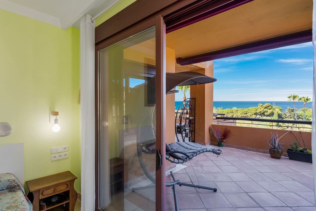 3 chambre Appartement à vendre à Bahia de Marbella avec piscine garage - 1 200 000 € (Ref: 10093785)