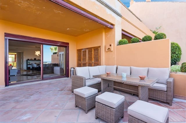 3 chambre Appartement à vendre à Bahía de Marbella, Marbella avec piscine garage - 1 200 000 € (Ref: 10093785)
