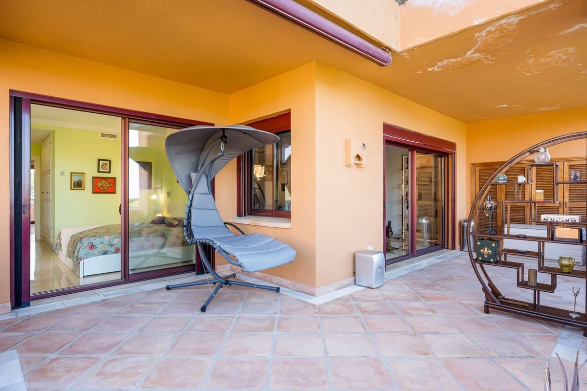 3 chambre Appartement à vendre à Bahia de Marbella avec piscine garage - 1 200 000 € (Ref: 10093785)