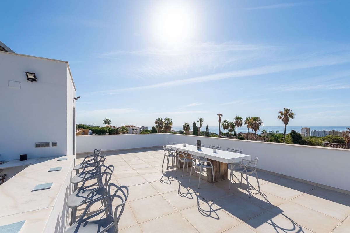 4 Zimmer Villa zu verkaufen in Calahonda mit Pool Garage - 1.975.000 € (Ref: 10095752)