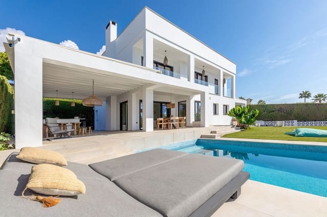 4 Zimmer Villa zu verkaufen in Calahonda, Mijas mit Pool Garage - 1.975.000 € (Ref: 10095752)