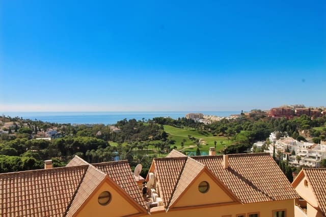 2 soverom Leilighet til salgs i Torrequebrada, Benalmádena med svømmebasseng garasje - € 399 000 (Ref: 10099048)