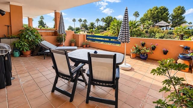2 sovrum Lägenhet till salu i La Duquesa / Puerto de la Duquesa, Manilva med pool garage - 320 000 € (Ref: 10110254)