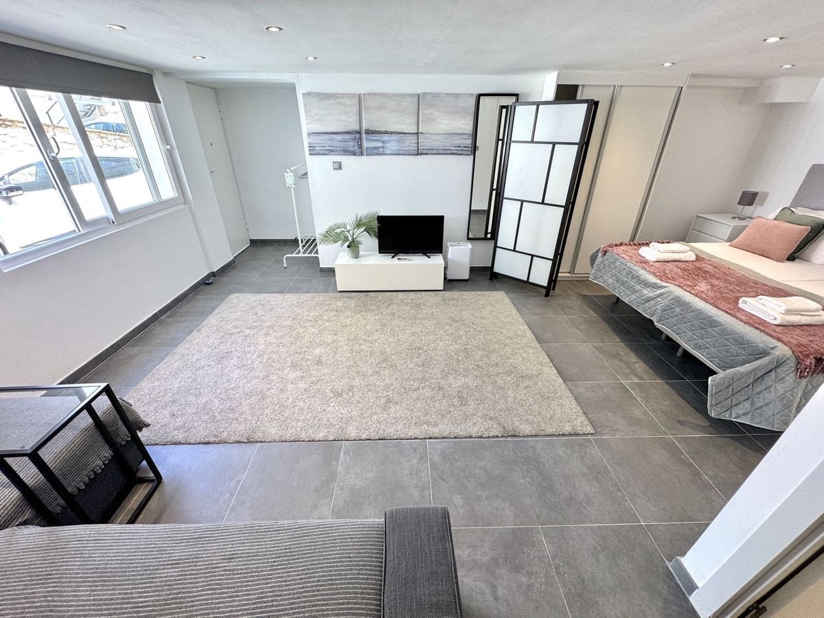5 sovrum Villa till salu i La Cala de Mijas med pool garage - 1 595 000 € (Ref: 10110255)