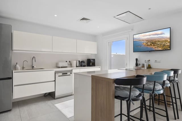 3 quarto Moradia para venda em Benalmádena com piscina garagem - 1 200 000 € (Ref: 10110356)