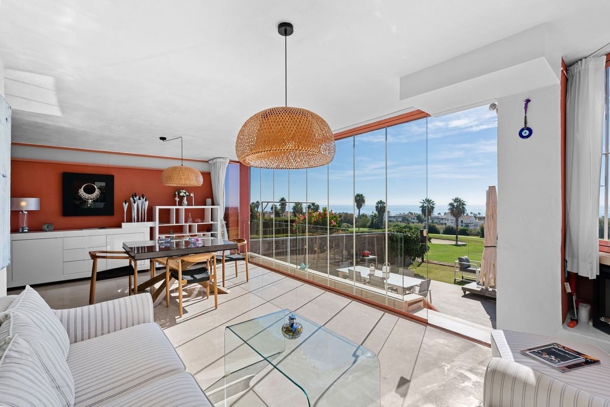 Apartamento de 2 habitaciones en Bahia de Casares en venta con piscina garaje - 480.000 € (Ref: 10117415)