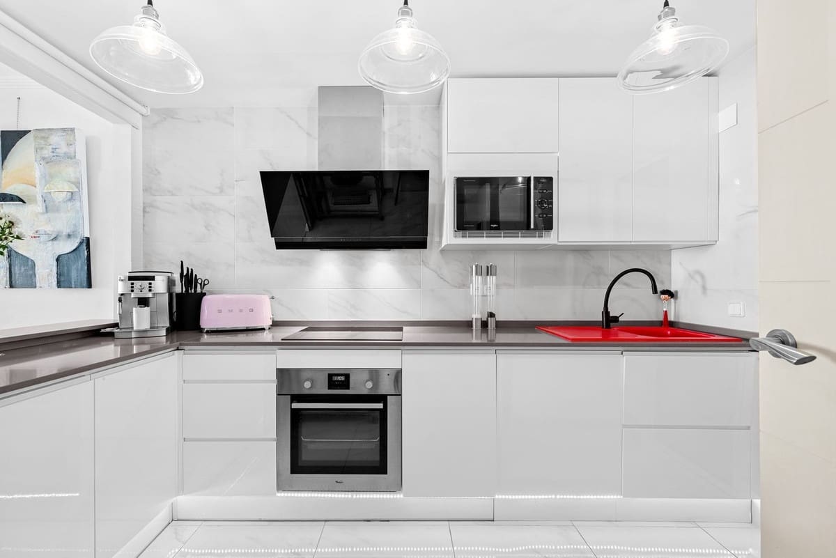 Apartamento de 2 habitaciones en Bahia de Casares en venta con piscina garaje - 480.000 € (Ref: 10117415)