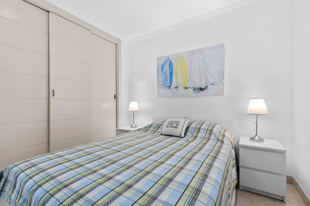 Apartamento de 2 habitaciones en Bahia de Casares en venta con piscina garaje - 480.000 € (Ref: 10117415)