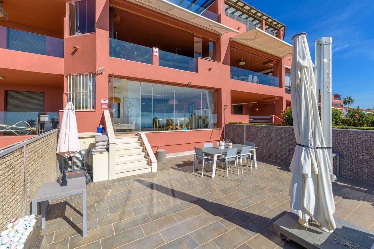 Apartamento de 2 habitaciones en Bahia de Casares en venta con piscina garaje - 480.000 € (Ref: 10117415)