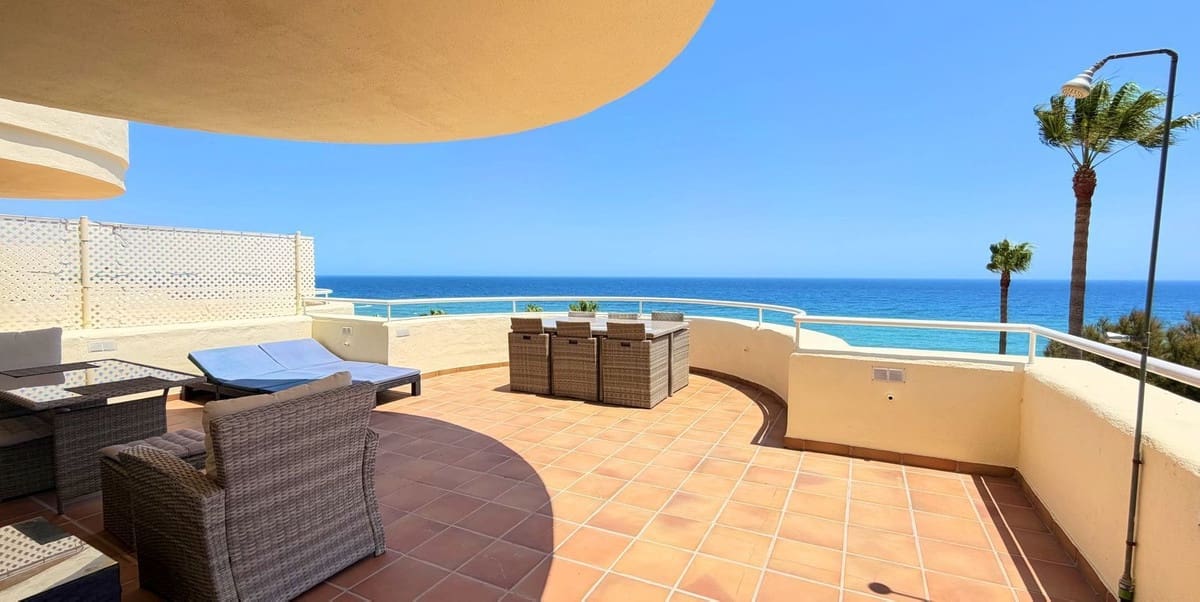 3 slaapkamer Appartement te koop in Estepona met zwembad garage - € 895.000 (Ref: 10120264)