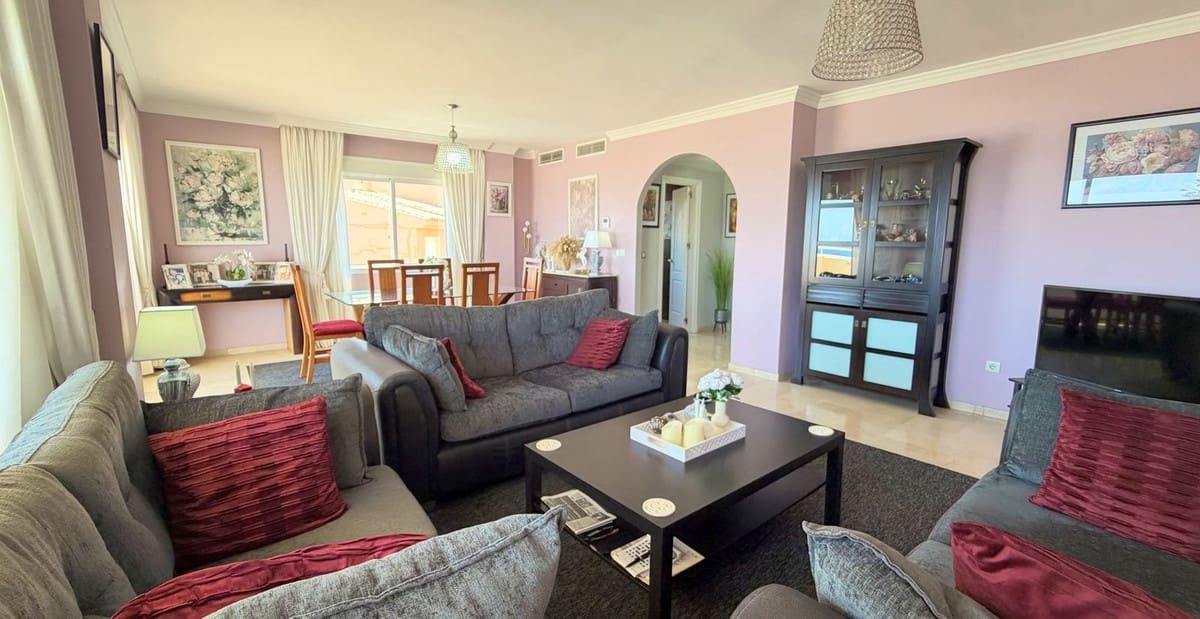 3 slaapkamer Appartement te koop in Estepona met zwembad garage - € 895.000 (Ref: 10120264)