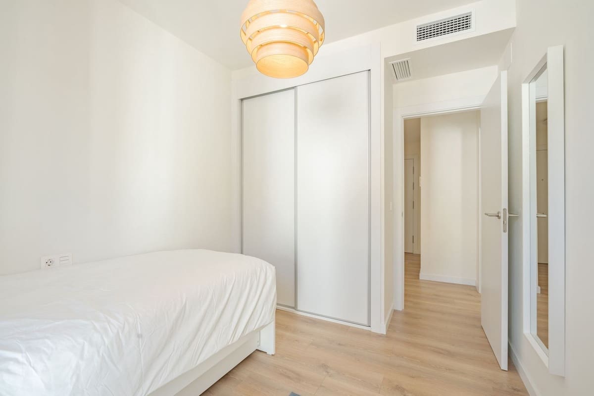 3 chambre Appartement à vendre à Estepona avec piscine garage - 485 000 € (Ref: 10120399)