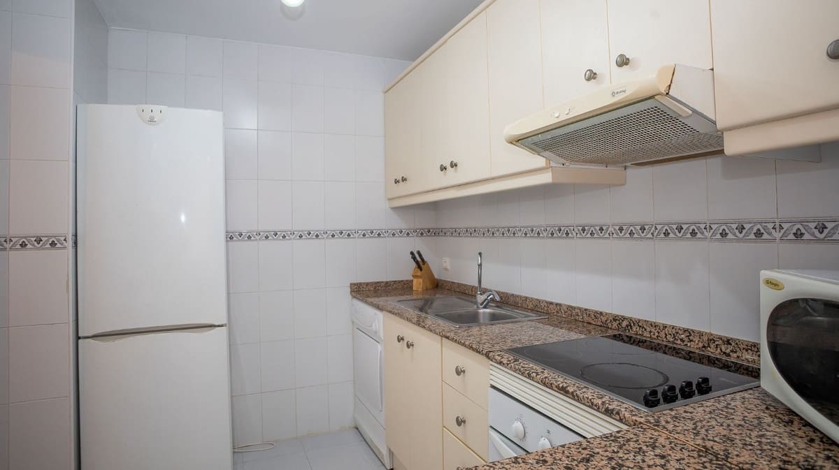 2 camera da letto Appartamento in vendita in La Duquesa / Puerto de la Duquesa con piscina garage - 229.000 € (Rif: 10120996)