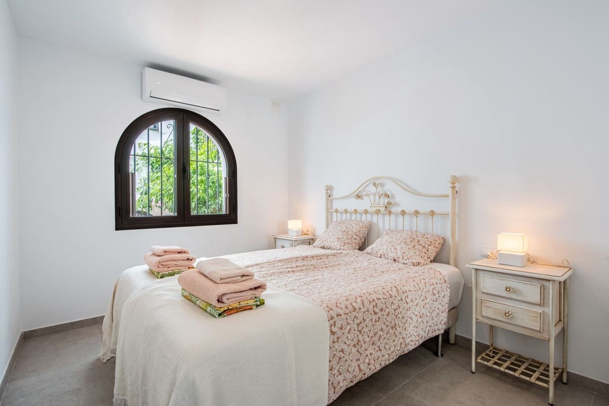 2 Zimmer Apartment zu verkaufen in Riviera del Sol mit Pool - 339.000 € (Ref: 10135334)