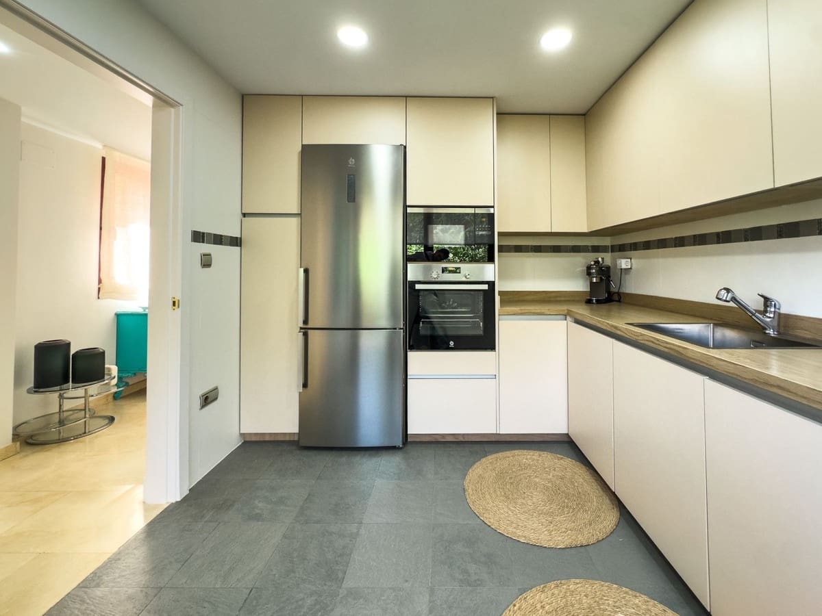 2 chambre Appartement à vendre à Bahia de Casares avec piscine garage - 459 000 € (Ref: 10136212)