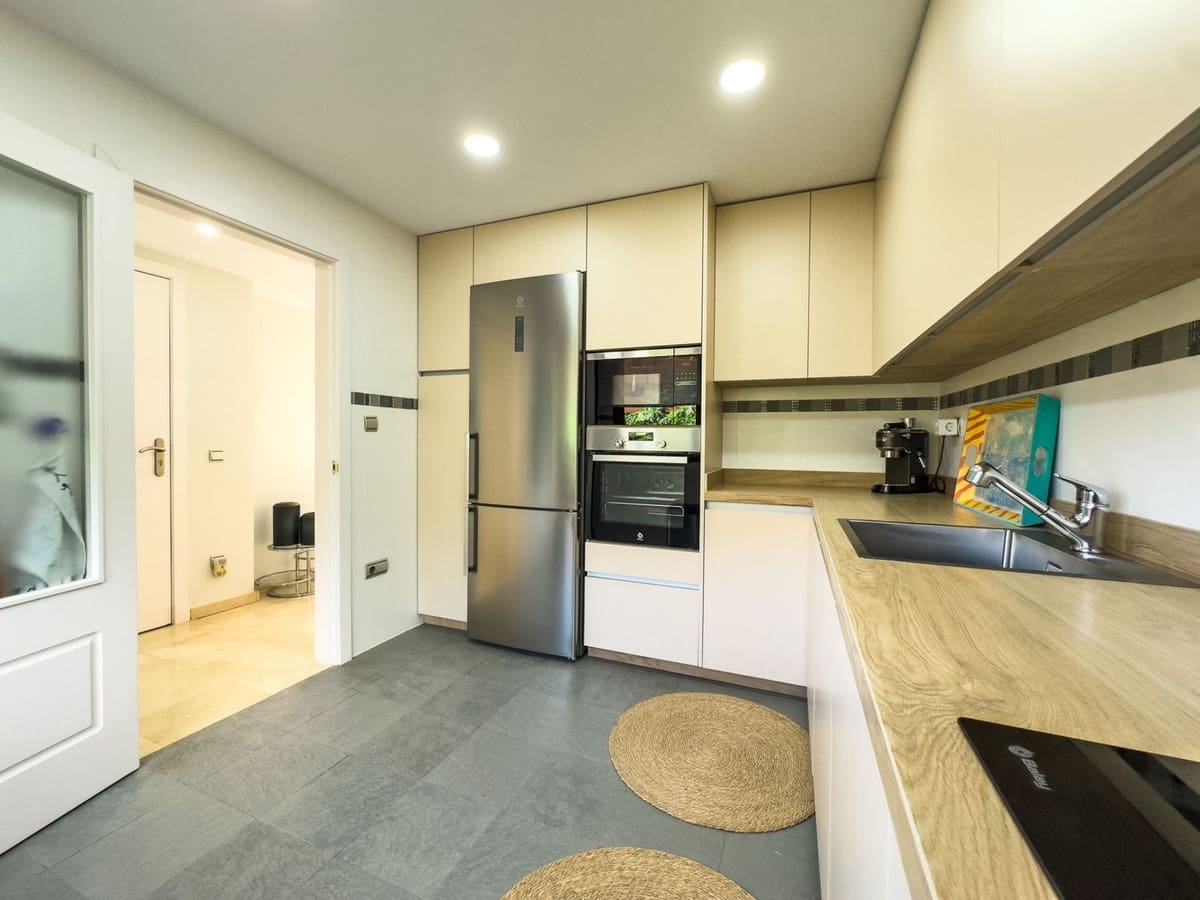 2 chambre Appartement à vendre à Bahia de Casares avec piscine garage - 459 000 € (Ref: 10136212)