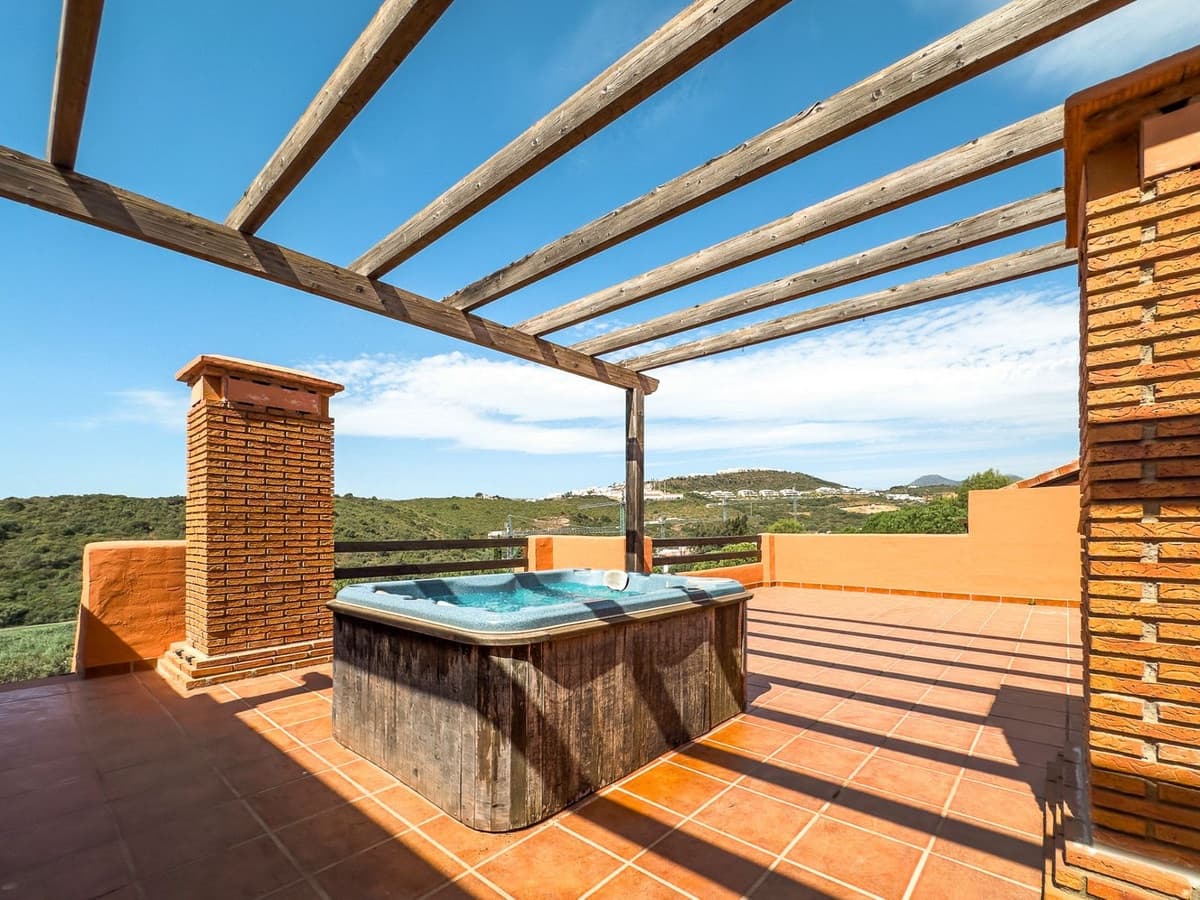 2 chambre Appartement à vendre à Bahia de Casares avec piscine garage - 459 000 € (Ref: 10136212)