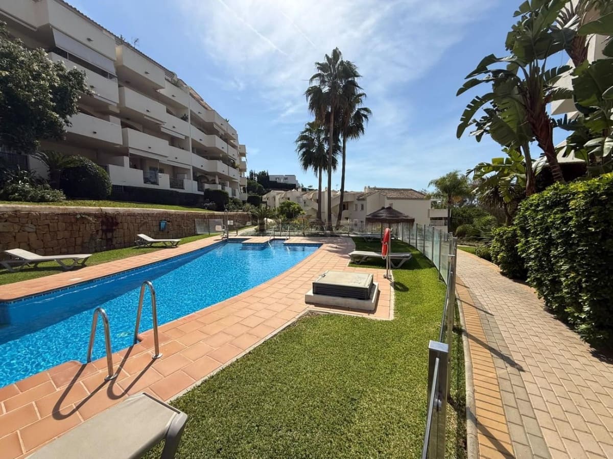 3 slaapkamer Appartement te koop in Elviria met zwembad garage - € 420.000 (Ref: 10138880)
