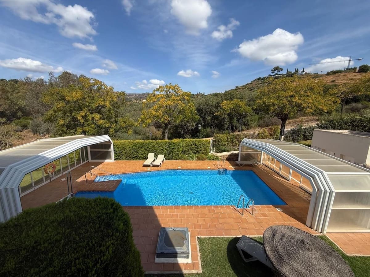 3 slaapkamer Appartement te koop in Elviria met zwembad garage - € 420.000 (Ref: 10138880)