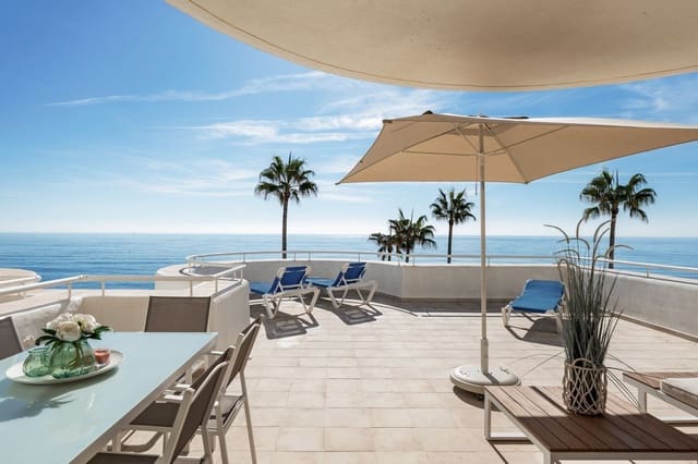 2 soverom Leilighet til salgs i Estepona med svømmebasseng garasje - € 649 000 (Ref: 10141465)