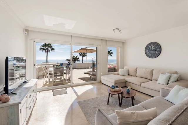 2 soverom Leilighet til salgs i Estepona med svømmebasseng garasje - € 649 000 (Ref: 10141465)