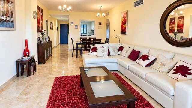 2 soveværelse Lejlighed til salg i La Duquesa / Puerto de la Duquesa, Manilva med swimmingpool garage - € 299.950 (Ref: 10141567)
