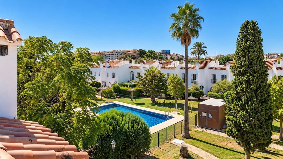 3 sypialnia Dom na sprzedaż w Bahia de Casares z basenem garażem - 450 000 € (Ref: 10142506)