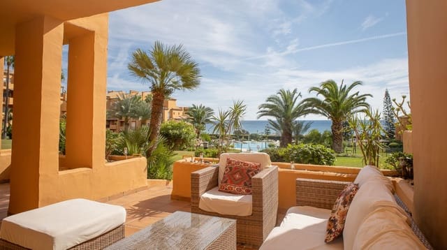 3 chambre Appartement à vendre à La Duquesa / Puerto de la Duquesa, Manilva avec piscine garage - 750 000 € (Ref: 10154280)