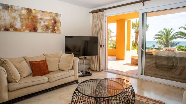 3 chambre Appartement à vendre à La Duquesa / Puerto de la Duquesa, Manilva avec piscine garage - 750 000 € (Ref: 10154280)