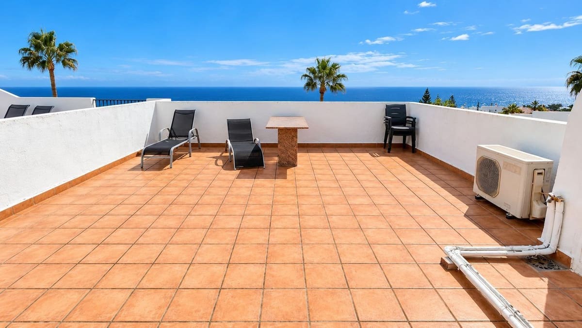 2 sypialnia Apartament na sprzedaż w La Duquesa / Puerto de la Duquesa z basenem garażem - 320 000 € (Ref: 10154282)