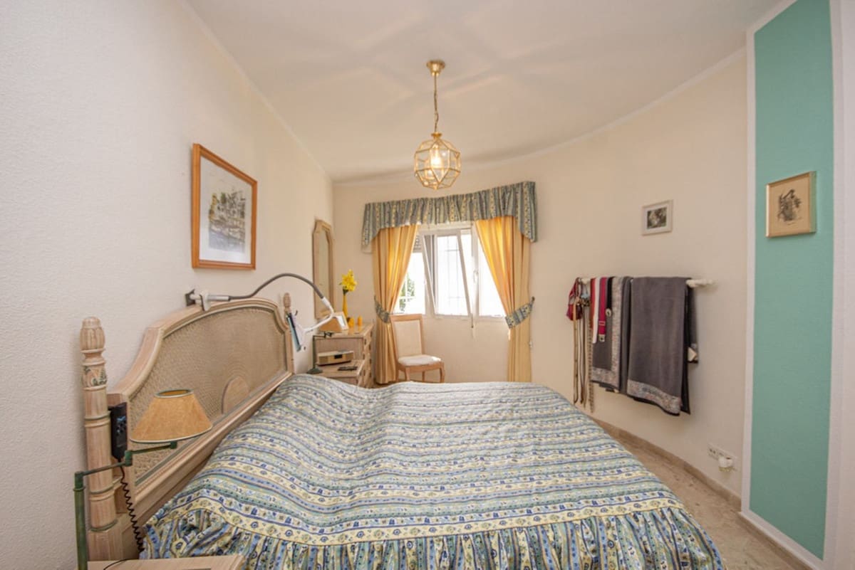 2 sypialnia Apartament na sprzedaż w Calahonda z basenem garażem - 669 000 € (Ref: 10163284)