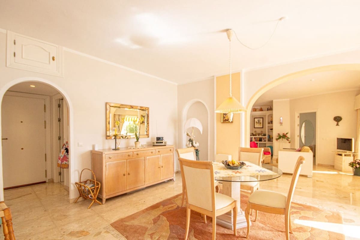 2 sypialnia Apartament na sprzedaż w Calahonda z basenem garażem - 669 000 € (Ref: 10163284)
