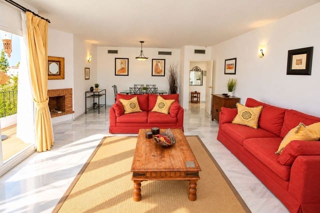 2 Zimmer Apartment zu verkaufen in Nueva Andalucia, Marbella mit Pool Garage - 460.000 € (Ref: 10165780)