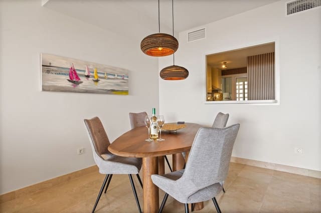 2 makuuhuone Huoneisto myytävänä paikassa La Duquesa / Puerto de la Duquesa, Manilva mukana uima-altaan 
autotalli - 349 000 € (Ref: 10175278)