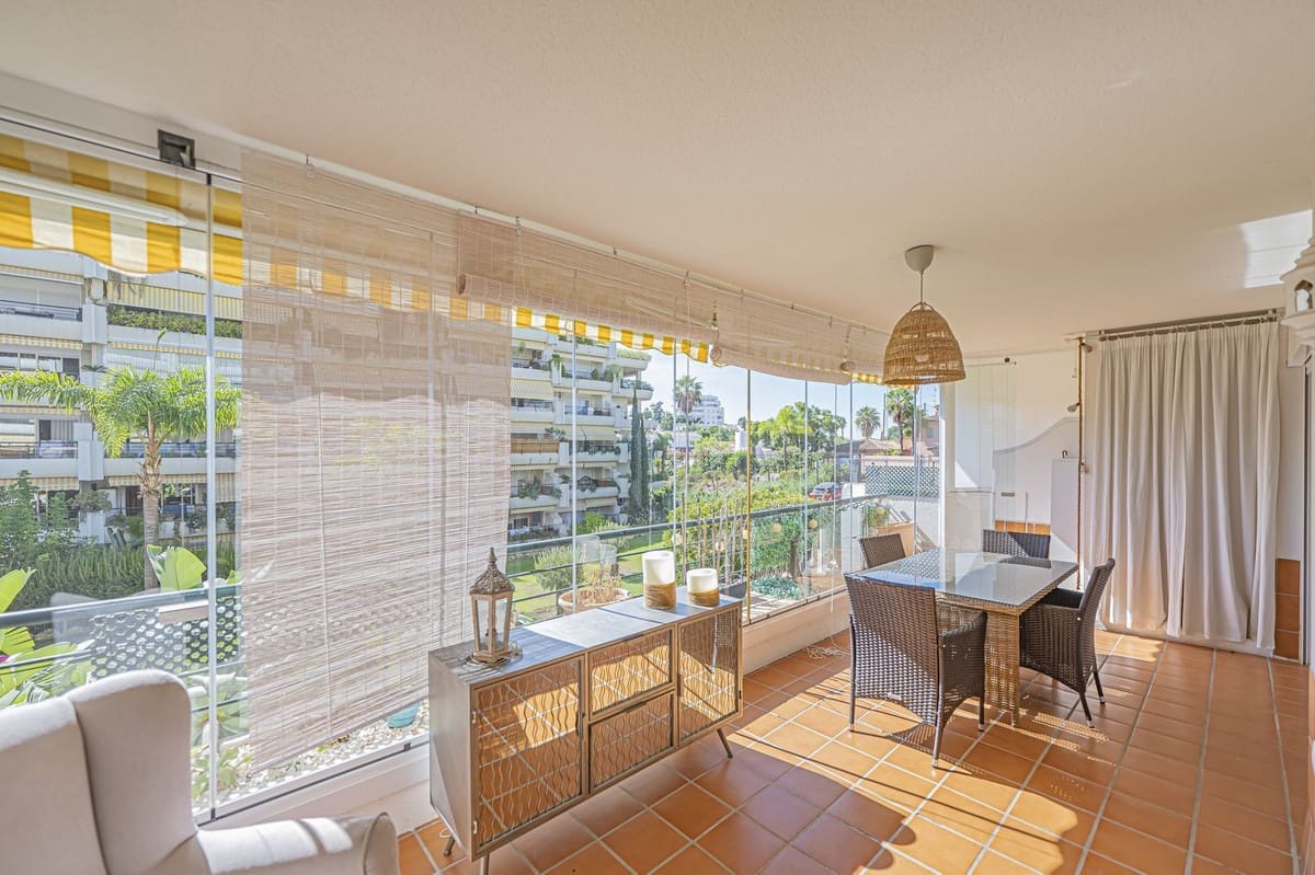 2 Zimmer Apartment zu verkaufen in Guadalmina mit Pool Garage - 420.000 € (Ref: 10175530)