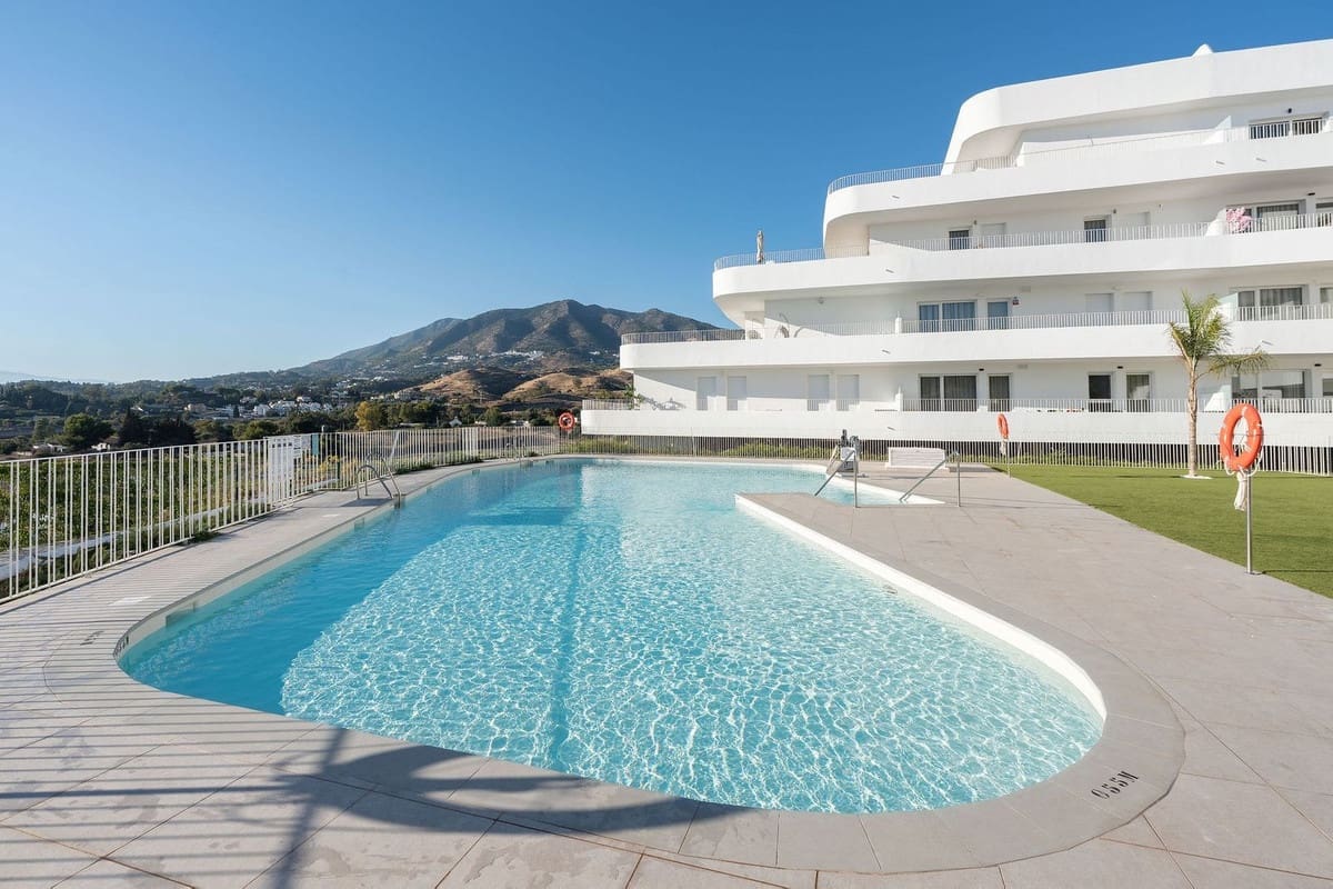 2 slaapkamer Appartement te koop in Fuengirola met zwembad garage - € 395.000 (Ref: 10175532)
