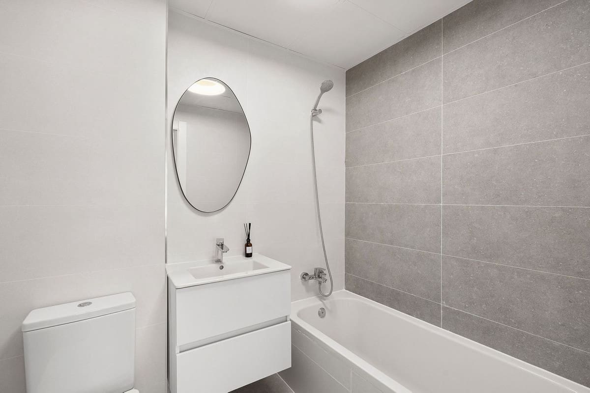 2 slaapkamer Appartement te koop in Fuengirola met zwembad garage - € 395.000 (Ref: 10175532)