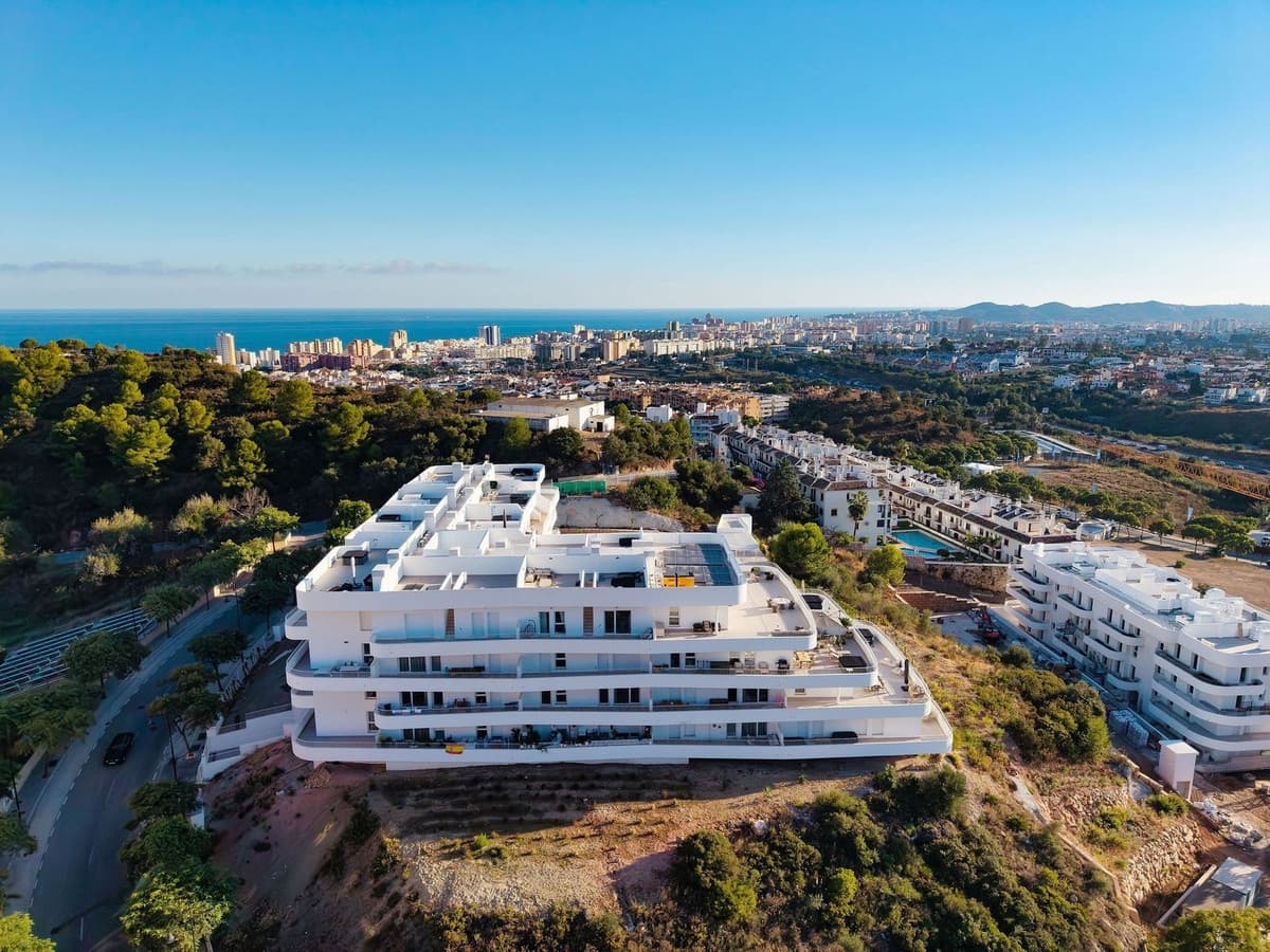 2 slaapkamer Appartement te koop in Fuengirola met zwembad garage - € 395.000 (Ref: 10175532)