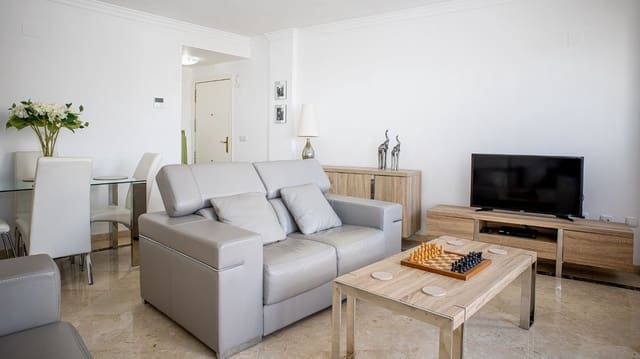 Apartamento de 2 habitaciones en La Duquesa / Puerto de la Duquesa, Manilva en venta con piscina garaje - 295.000 € (Ref: 10179237)