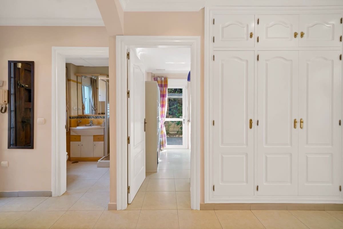 Chalet de 4 habitaciones en Benalmádena en venta con piscina garaje - 1.275.000 € (Ref: 10179442)