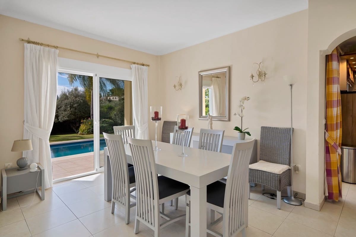 Chalet de 4 habitaciones en Benalmádena en venta con piscina garaje - 1.275.000 € (Ref: 10179442)