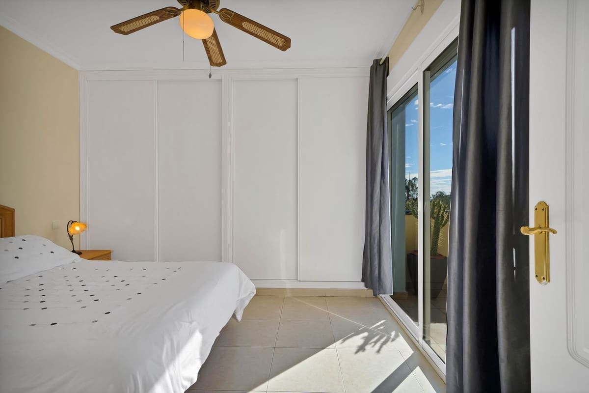 Chalet de 4 habitaciones en Benalmádena en venta con piscina garaje - 1.275.000 € (Ref: 10179442)