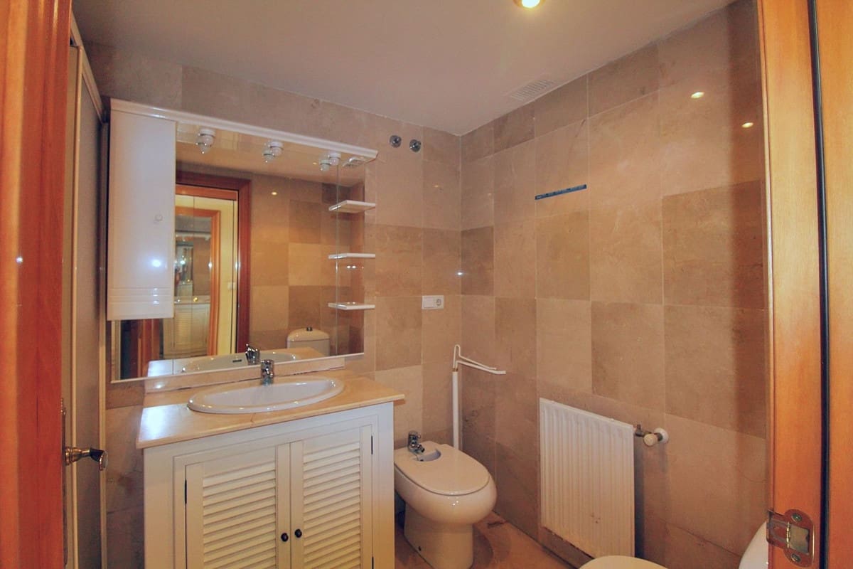 2 slaapkamer Appartement te koop in Guadalmina met zwembad garage - € 370.000 (Ref: 10181741)