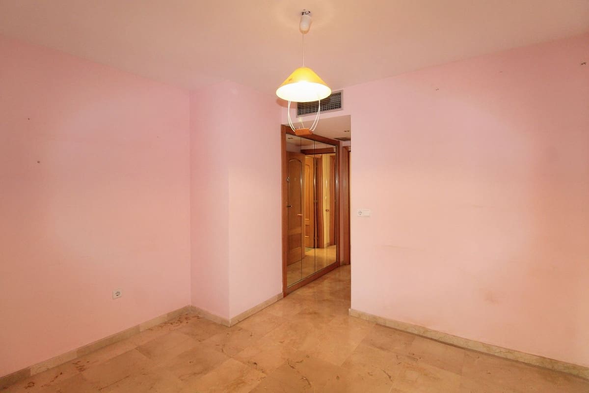 2 slaapkamer Appartement te koop in Guadalmina met zwembad garage - € 370.000 (Ref: 10181741)
