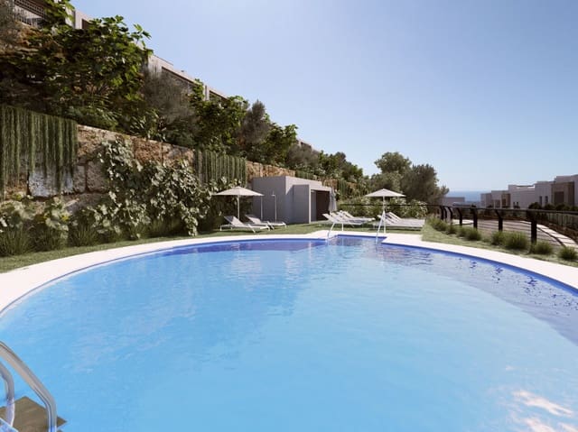 3 bedroom Townhouse for sale in Istán with pool garage - € 620,000 (Ref: 6973454)
