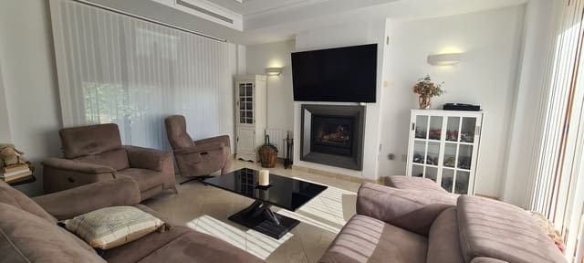 3 soveværelse Villa til salg i Mijas Costa, Mijas med swimmingpool garage - € 1.350.000 (Ref: 7064171)