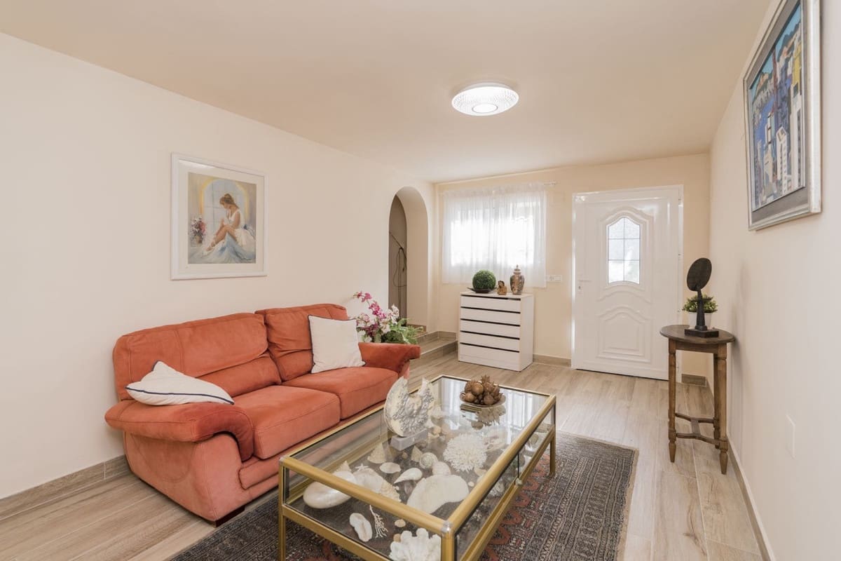 4 soveværelse Villa til salg i Torrenueva med swimmingpool - € 1.200.000 (Ref: 7510692)