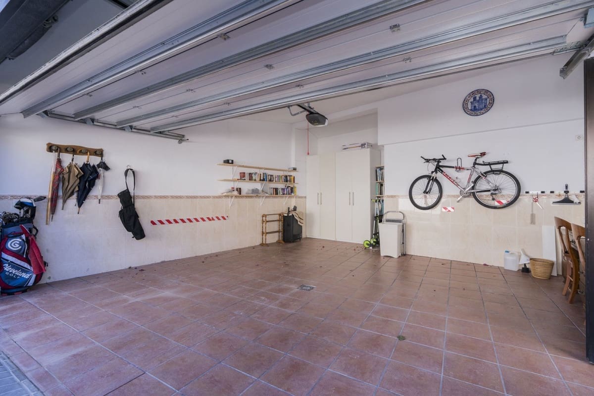 4 bedroom Villa for sale in Torrenueva with pool - € 1,195,000 (Ref: 7510692)